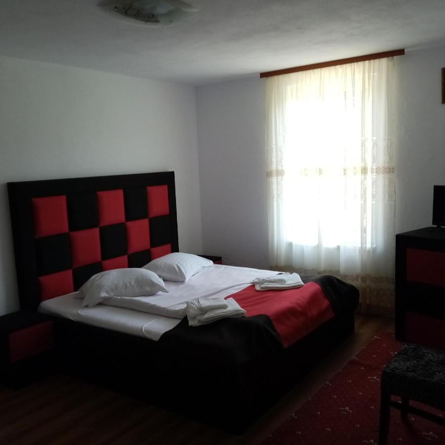 Casa Cornelia Hotel บราน ภายนอก รูปภาพ